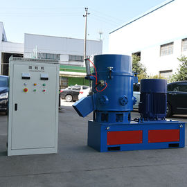 Μαλακή υλική πλαστική μηχανή μηχανών Agglomerator 55-75 KW παραγωγής 200kg/H